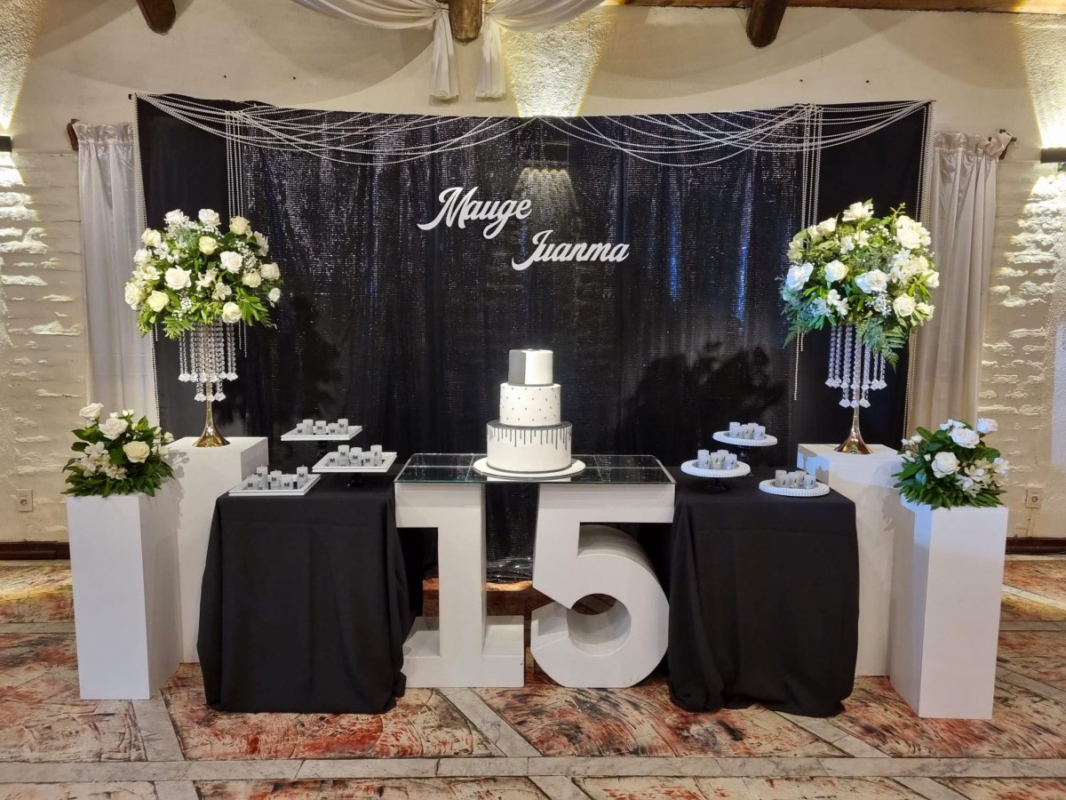 Valeria Comesaña - Ambientación floral