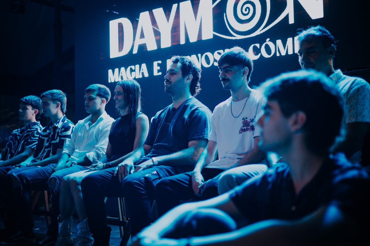 Daymon Show de hipnosis cómica