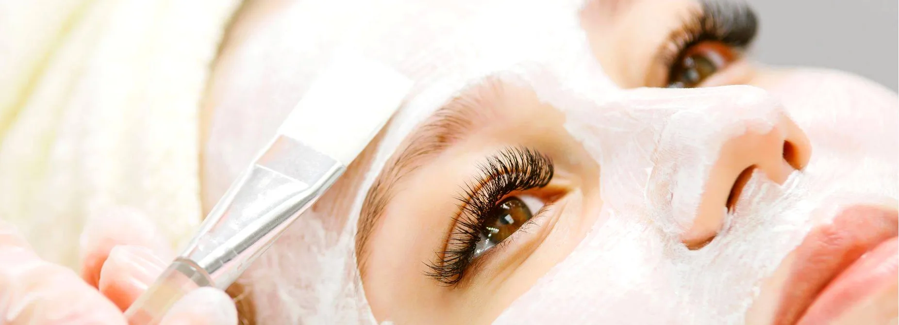 ANA CORBEZOLA MAKEUP