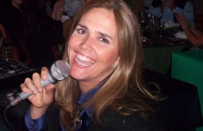 KARAOKE PIZZA SING