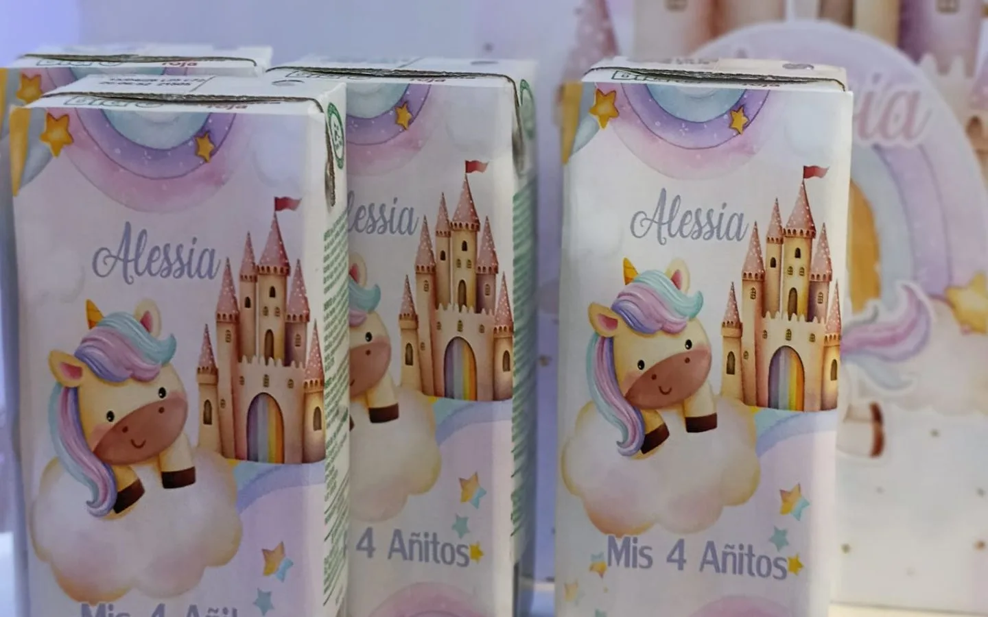 cajitas de sorpresitas de Unicarnioi para cumpleaños de niña en Aventurina