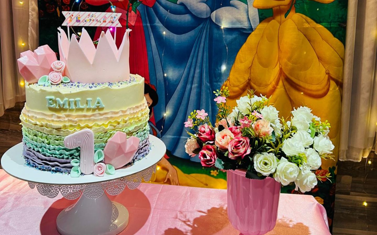CASA DEL ANGEL — Salón infantil para Fiestas y Cumpleaños Infantiles