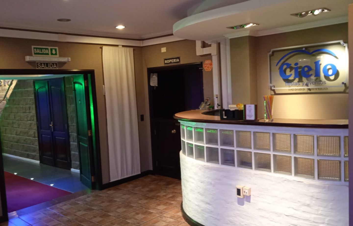 salón de fiestas - Cielo Fiestas y Eventos