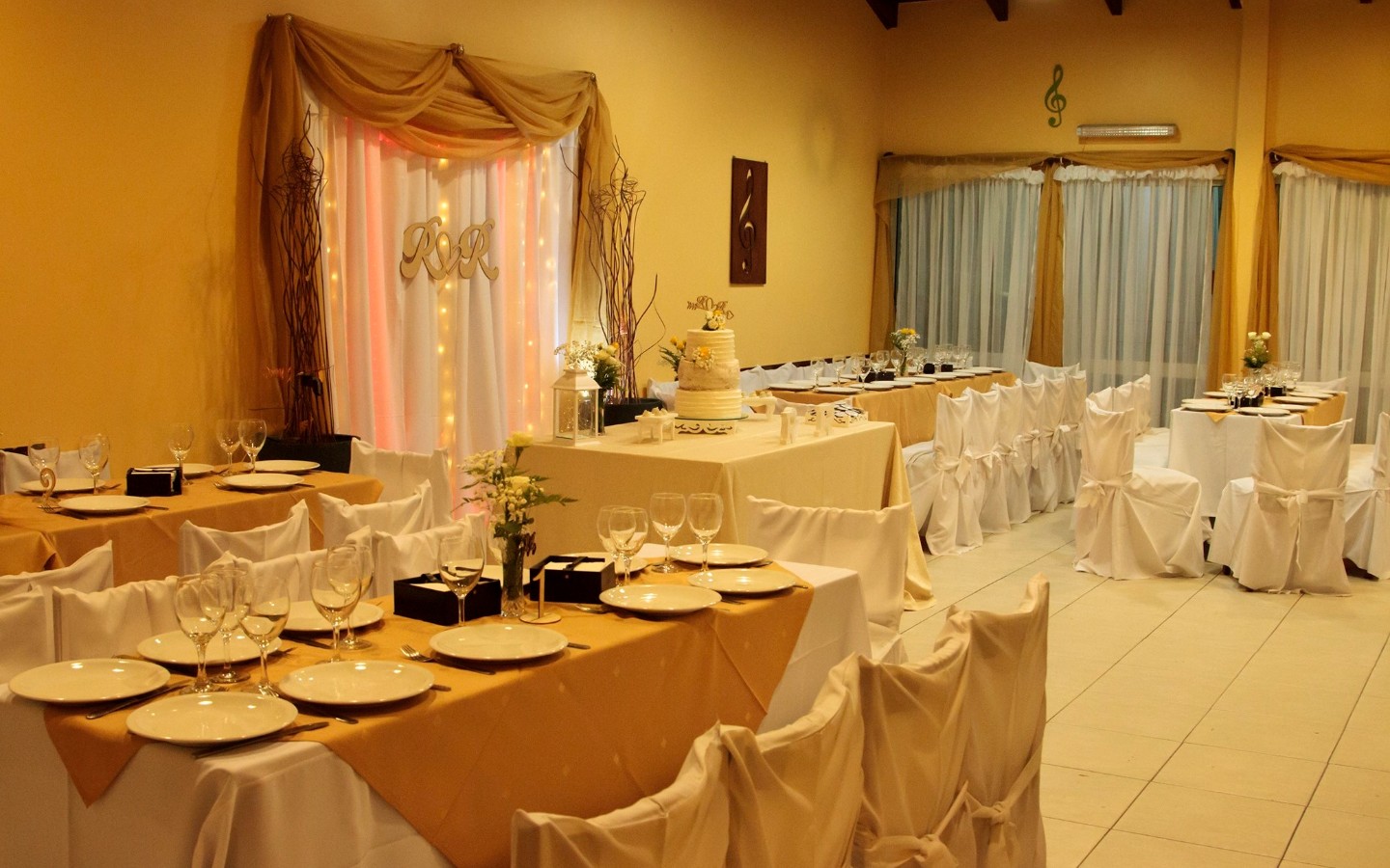 decoración mesa principal de boda en Salón de Fiestas Clave de Sol