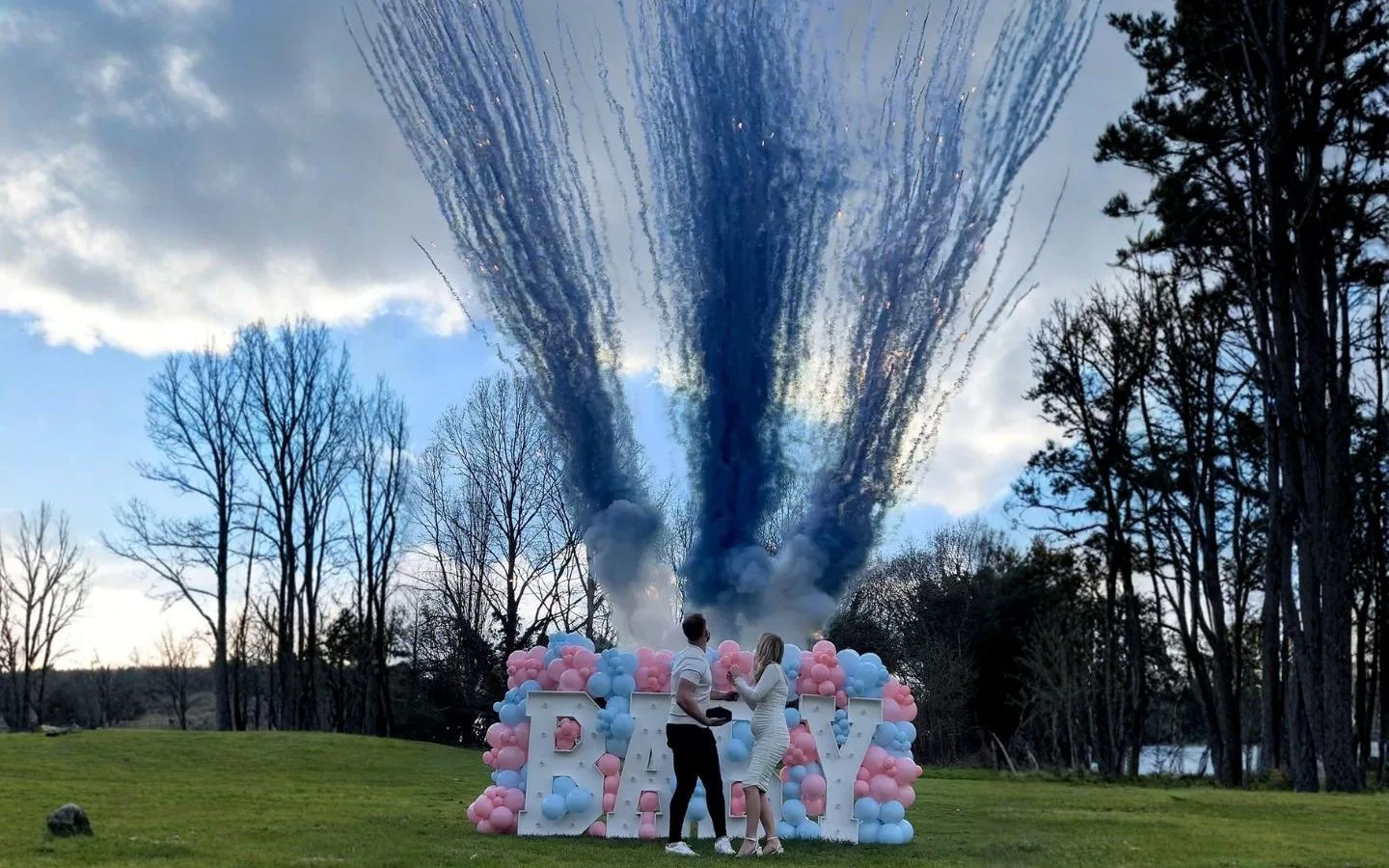 Fuegos fríos y humo de colores fiesta baby shower