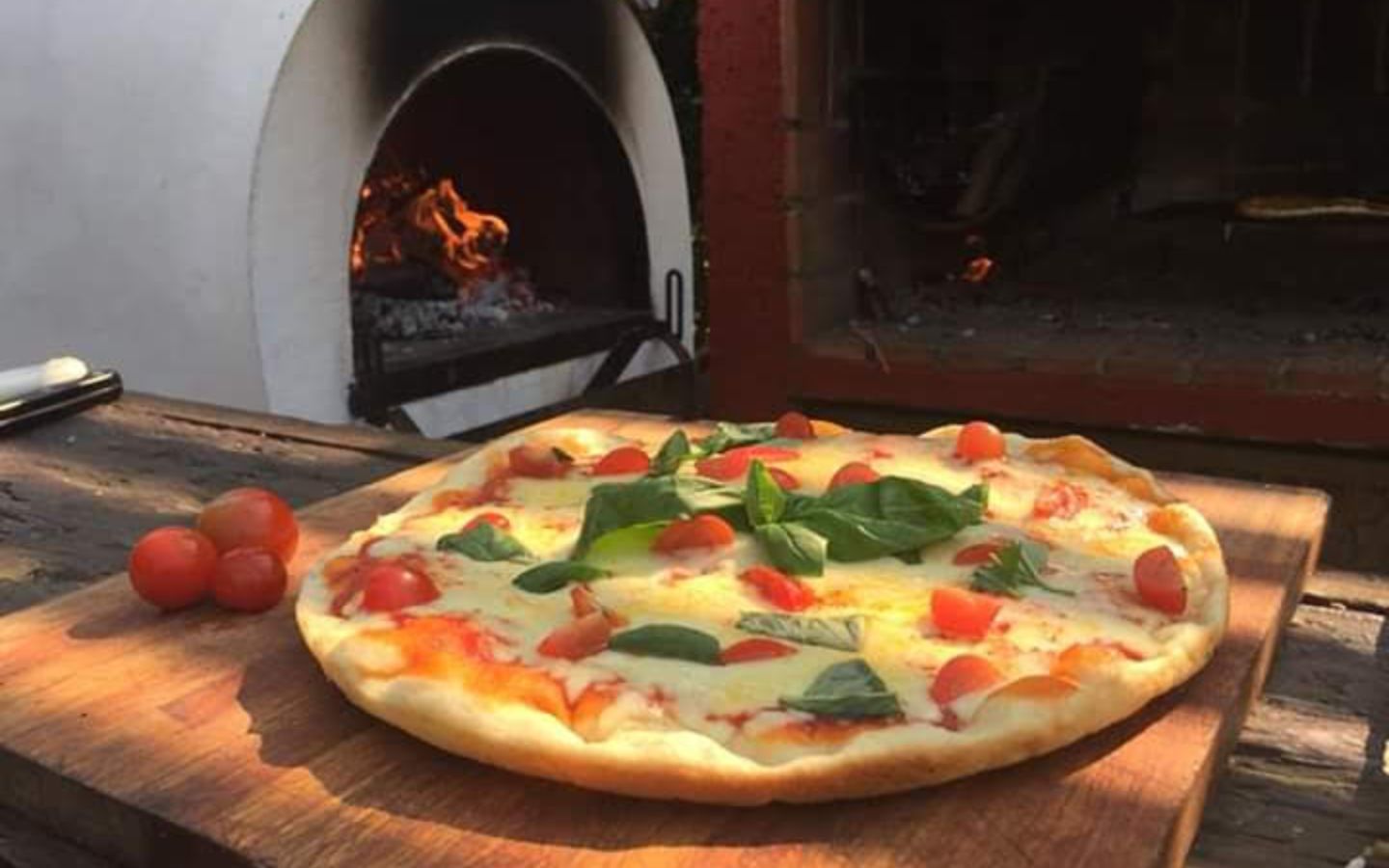 Della Toscana Servicio de Pizzas a la parrilla para fiestas y eventos