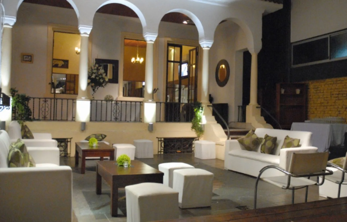 EL PATIO