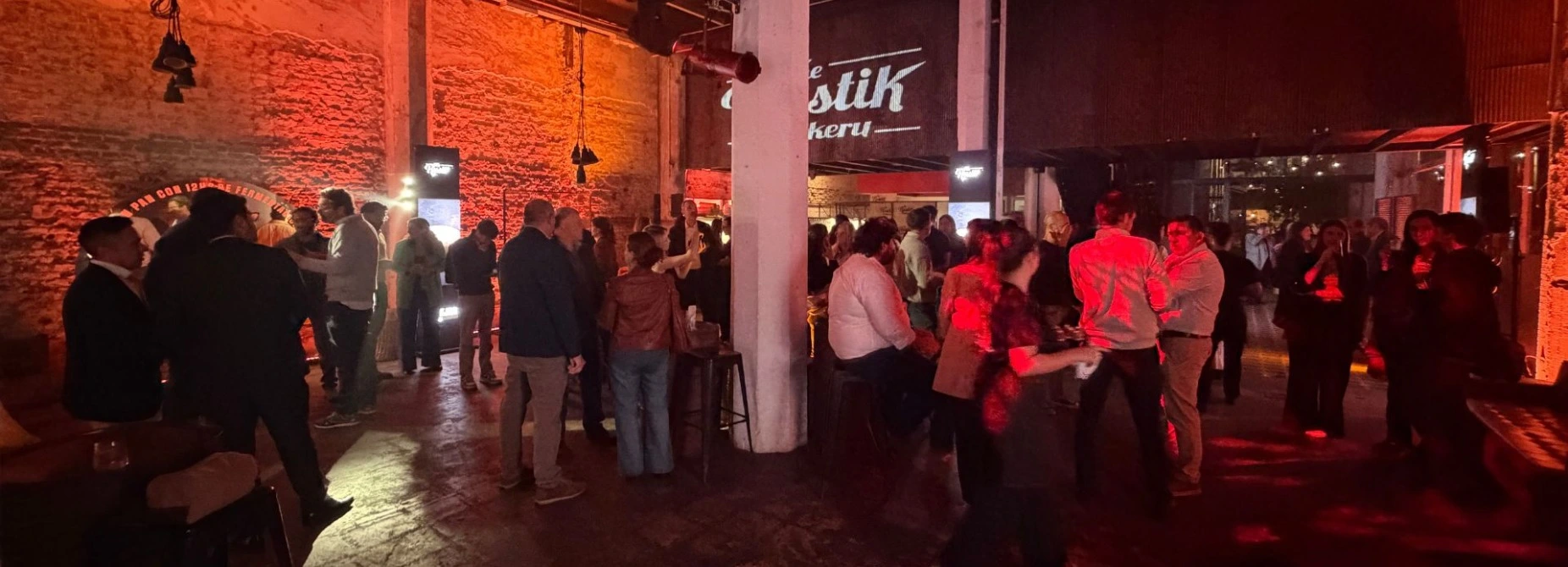 FLEX 360 - Salón de fiestas para Fiestas y Eventos