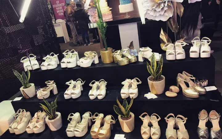 GLAA SHOES