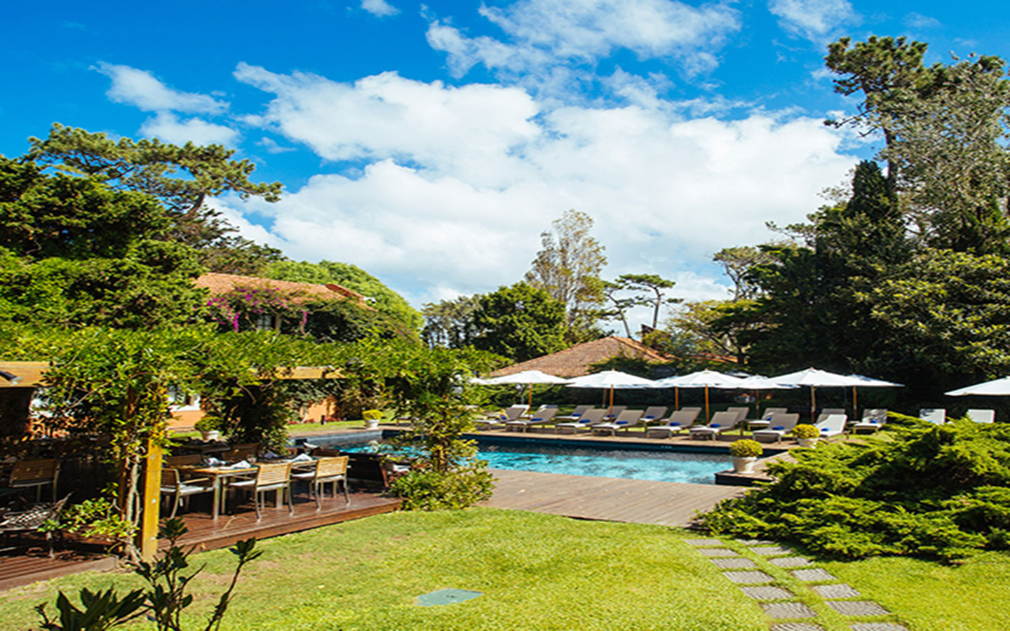 HOTEL BARRADAS