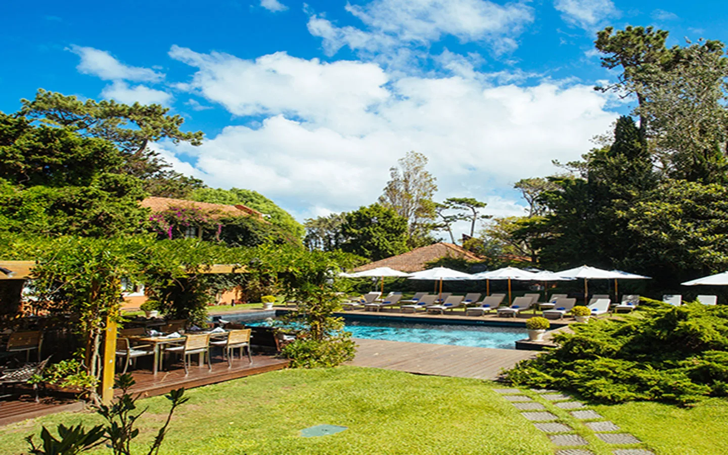 HOTEL BARRADAS