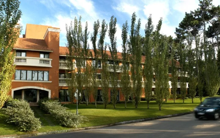 HOTEL BARRADAS