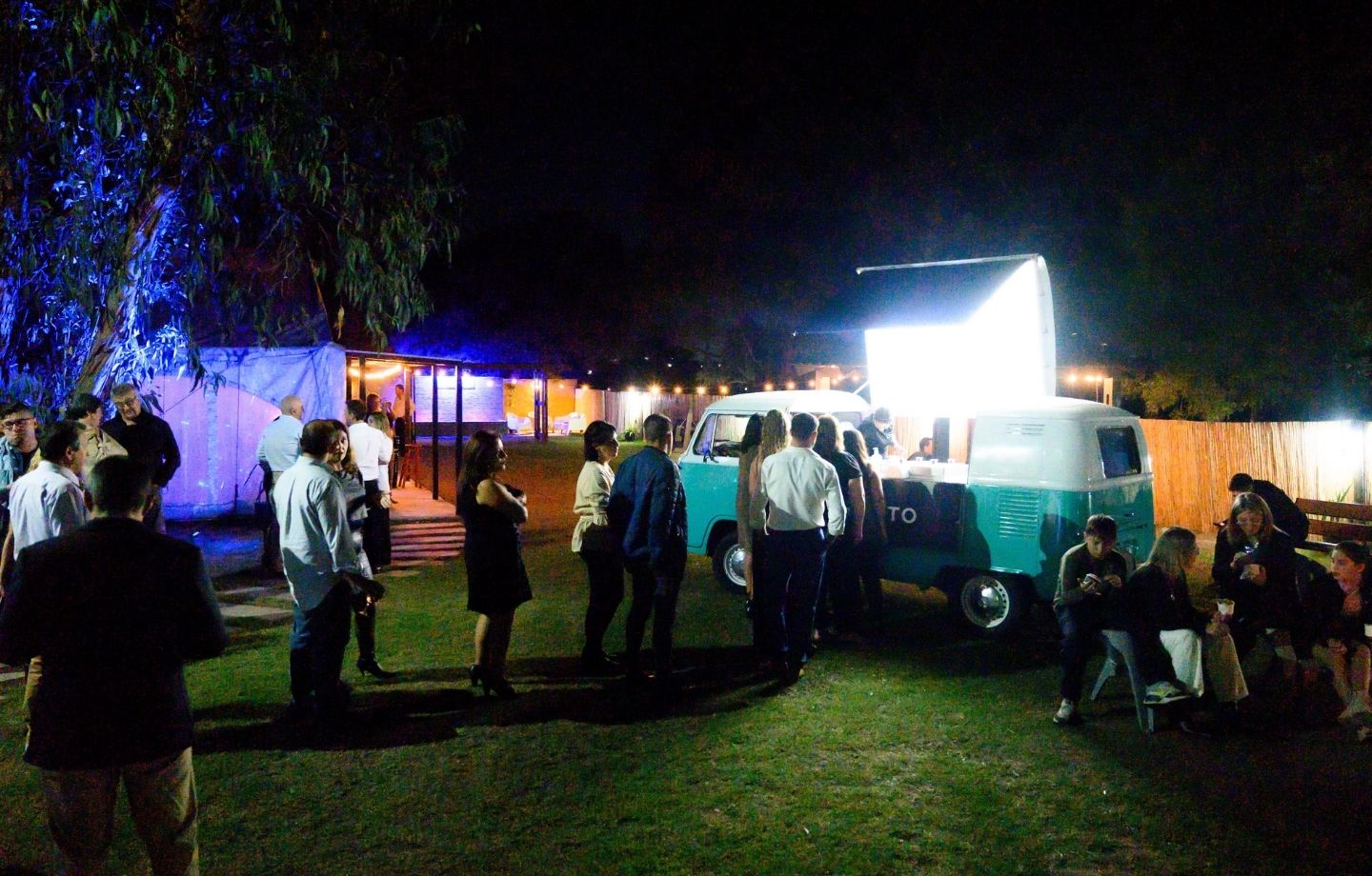 LA AMOROSA FIESTAS Y EVENTOS