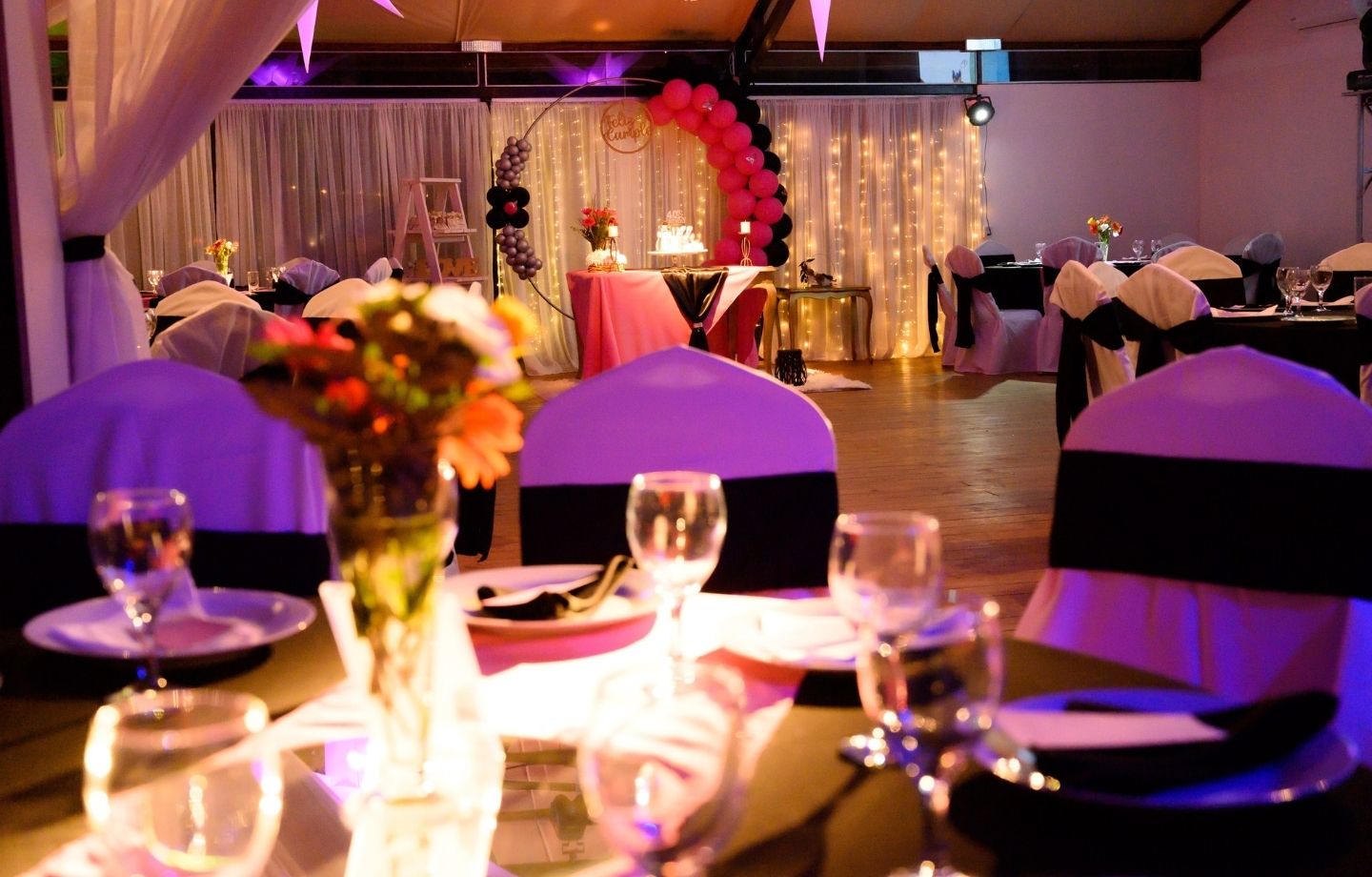 LA AMOROSA FIESTAS Y EVENTOS