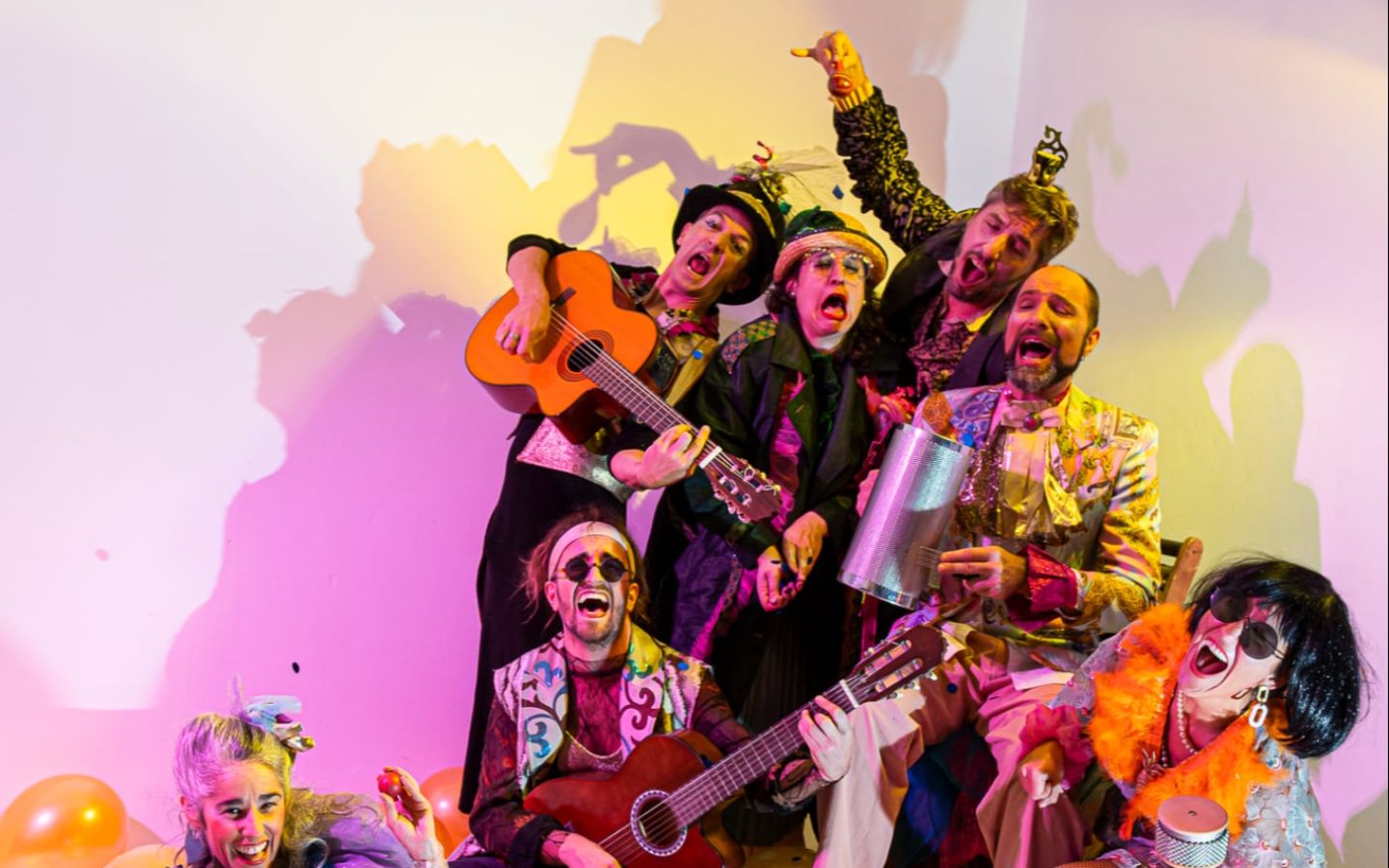 entretenimiento para fiestas  La Troupe de la Cantarola