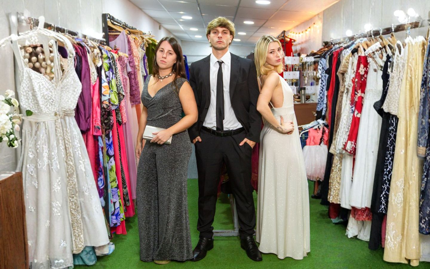alquiler de vestidos y trajes para fiestas y eventos