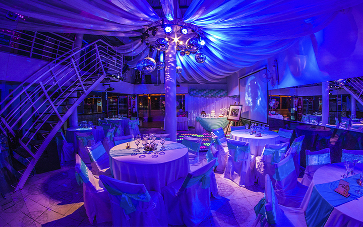 NUEVO SALON AZUL