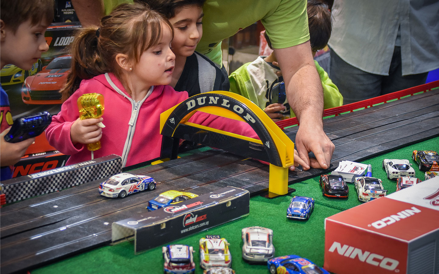 PISTAS DE AUTOS - SLOTCARS URUGUAY