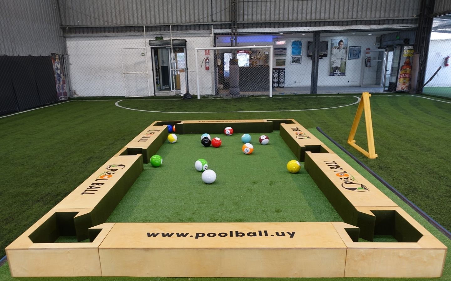 POOLBALL
