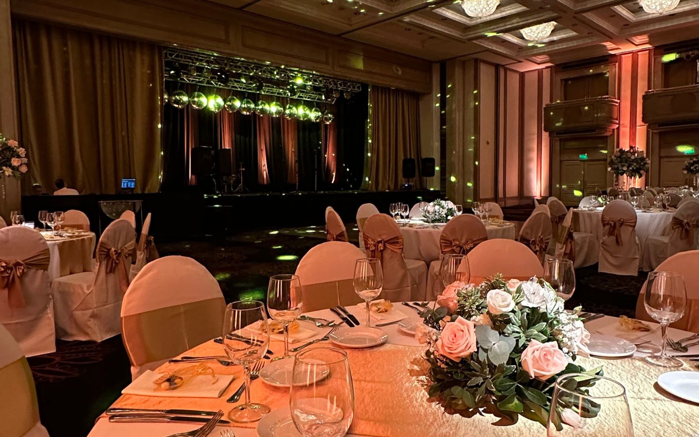 Salón de fiestas Radisson Victoria Plaza Hotel
