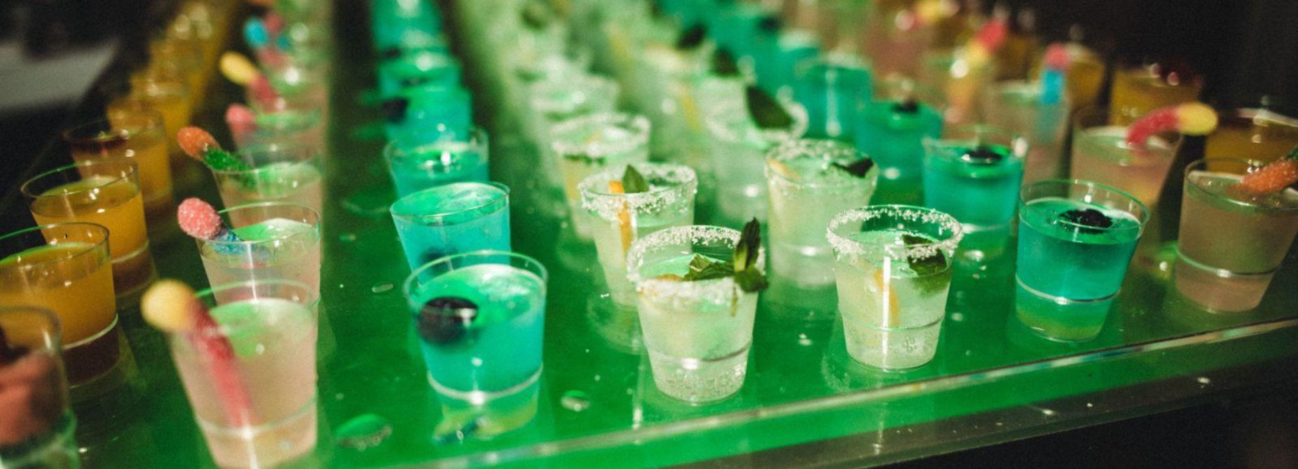 SOS SHOTS para  fiestas para despedidas de año