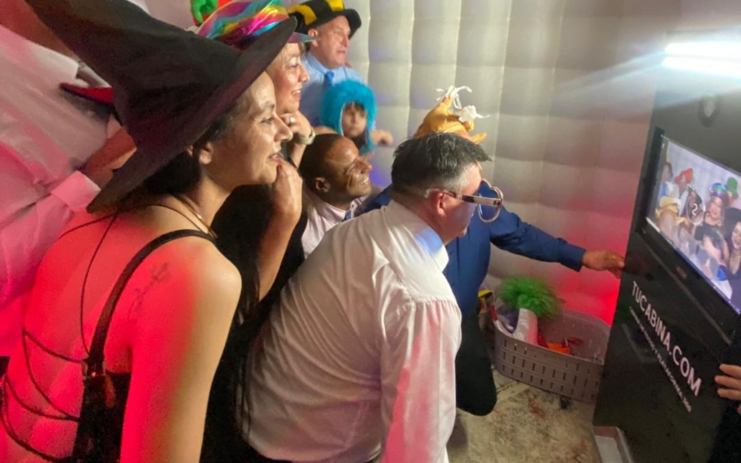 Cabina de fotos inflable para fiestas y eventos
