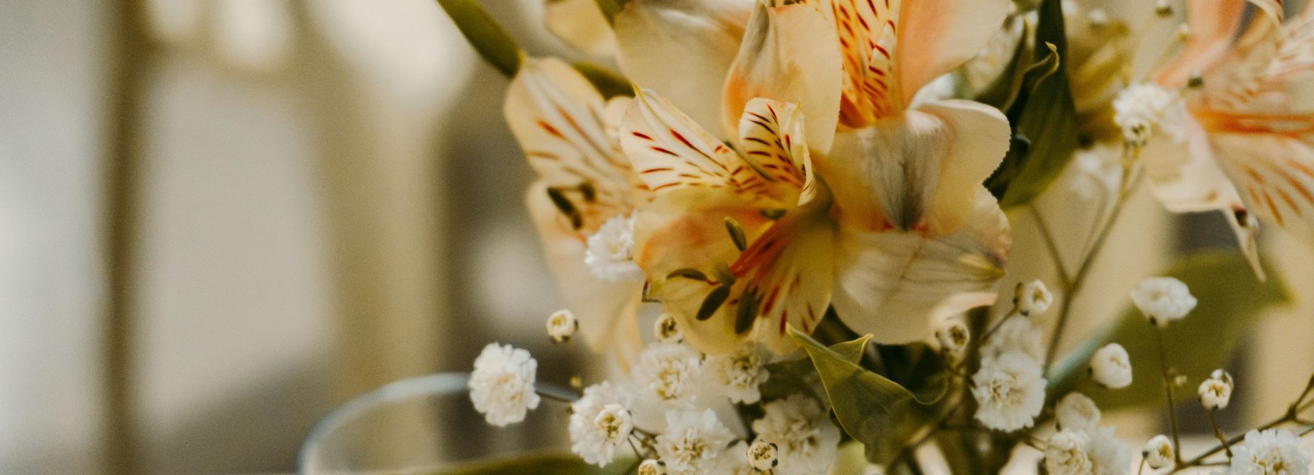 VALERIA COMESAÑA FLORAL &AMP; EVENT DESIGNER