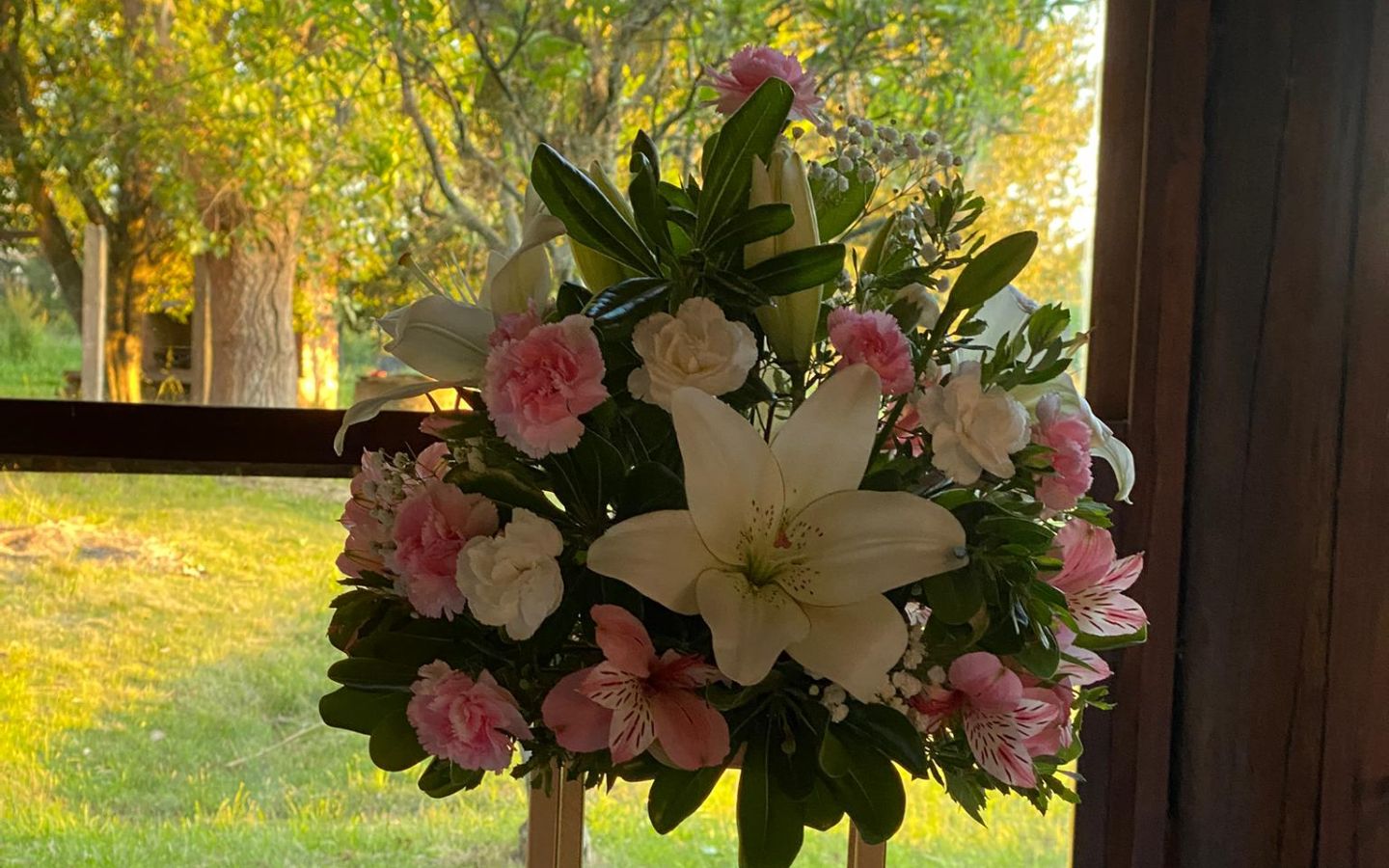 VALERIA COMESAÑA FLORAL &AMP; EVENT DESIGNER