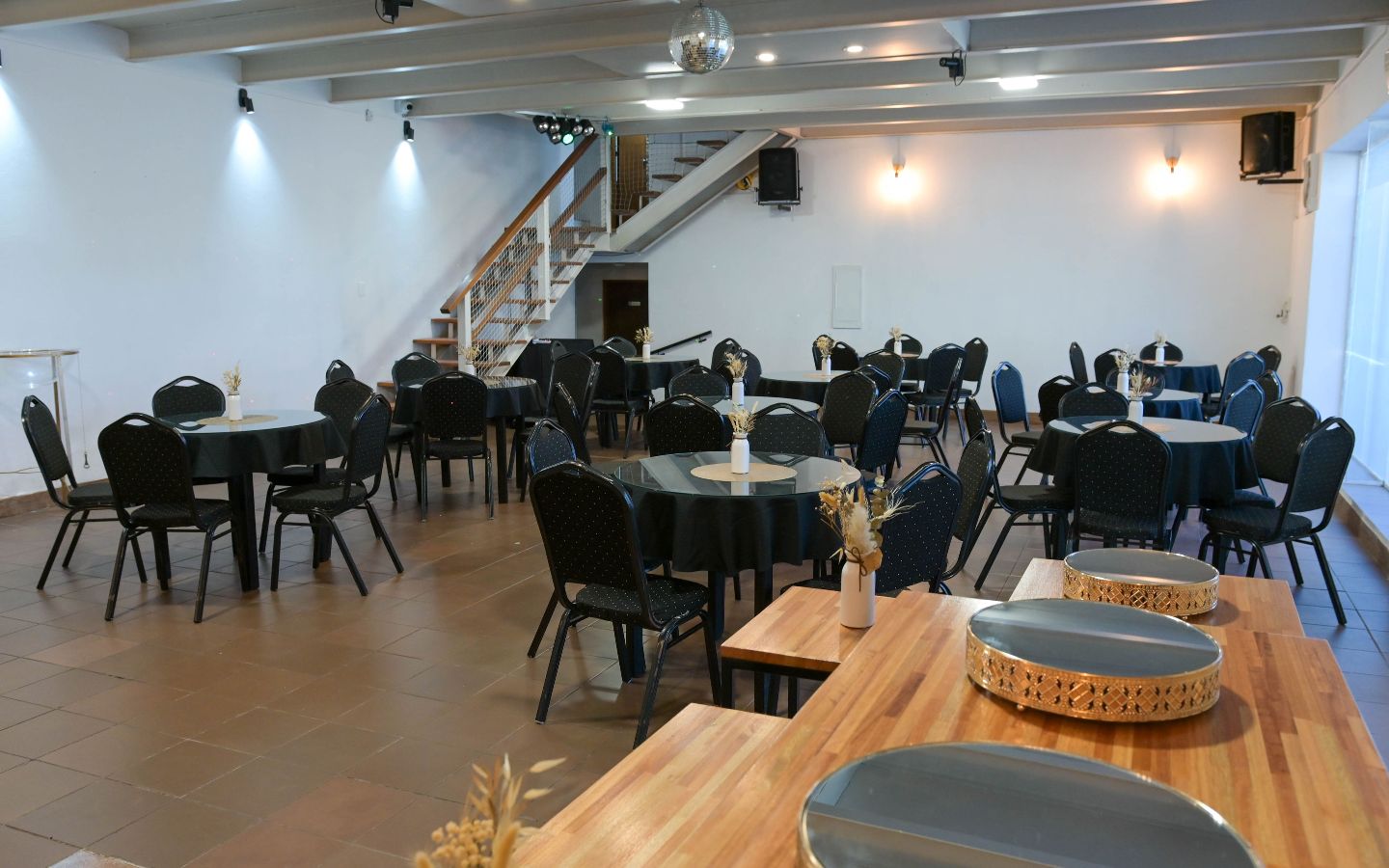 VENUE PARTY
