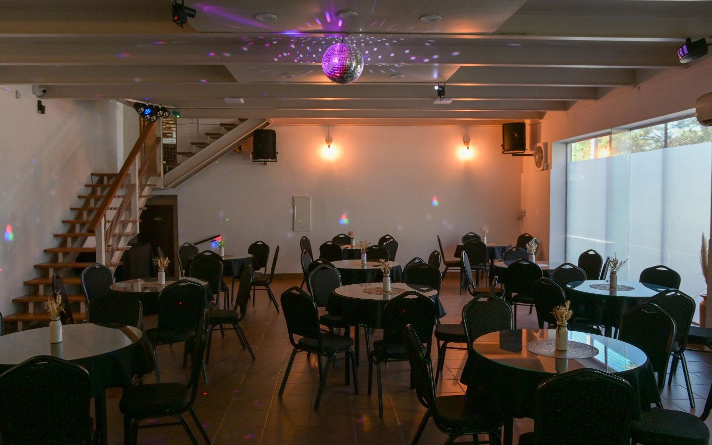 VENUE PARTY